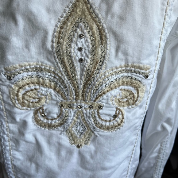 Ethyl White Denim Jean Jacket W/ Front Pockets Rhinestone Accents/Buttons - Picture 4 of 5